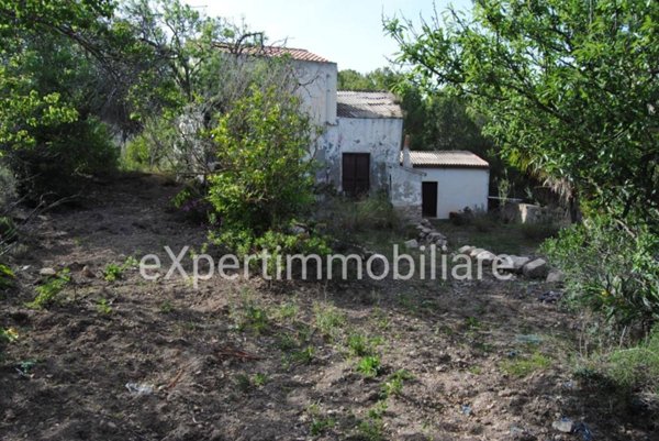 casa indipendente in vendita a Carloforte