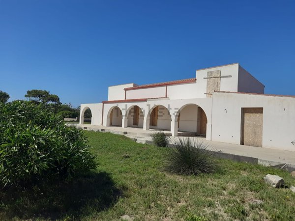 casa indipendente in vendita a Carloforte
