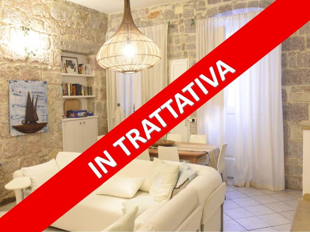 intera palazzina in vendita a Carloforte