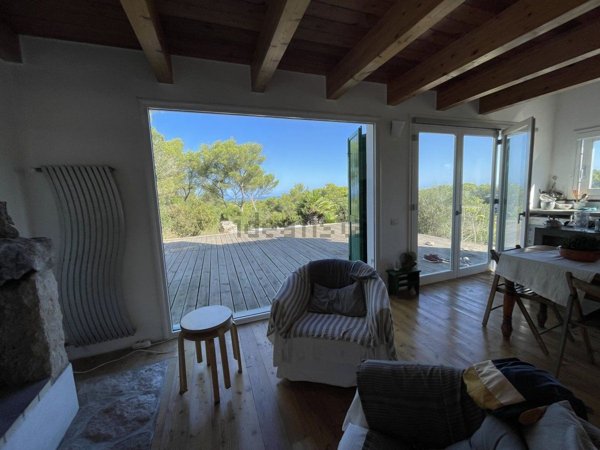 casa indipendente in vendita a Carloforte