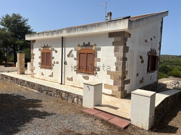 casa indipendente in vendita a Carloforte