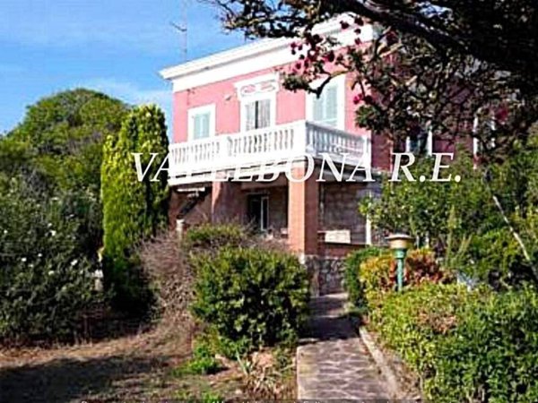 casa indipendente in vendita a Carloforte