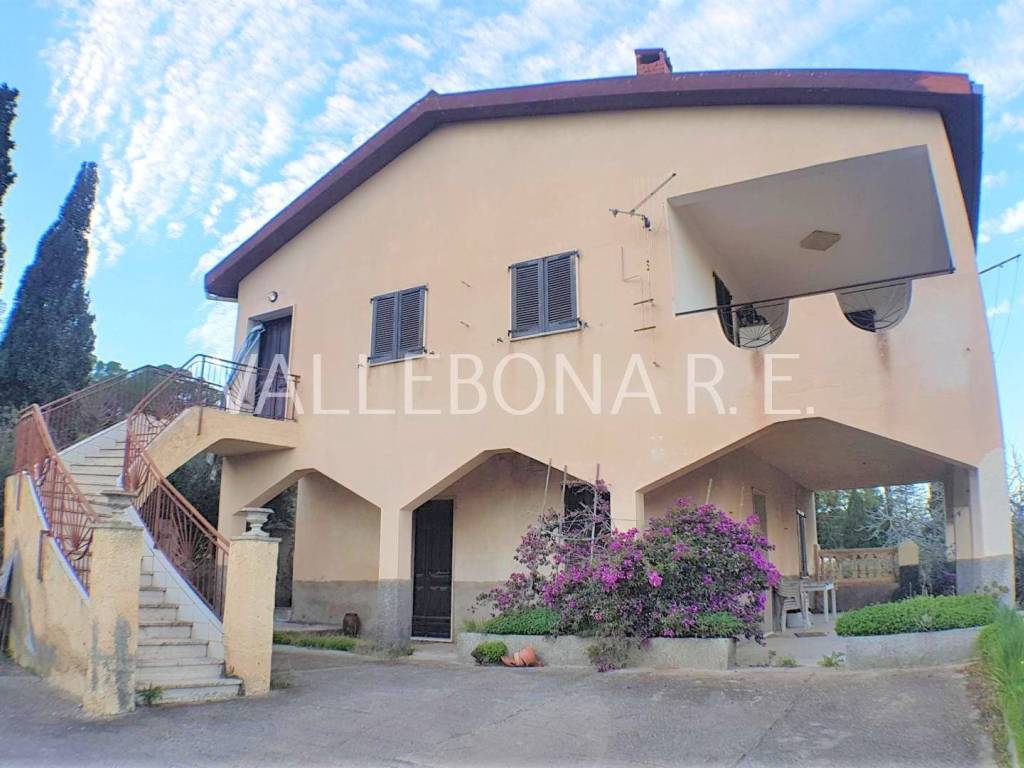 casa indipendente in vendita a Carloforte