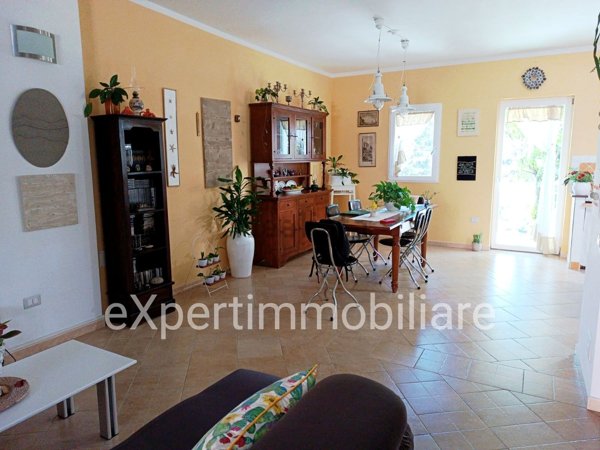 casa indipendente in vendita a Carloforte