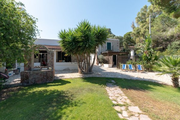 casa indipendente in vendita a Carloforte