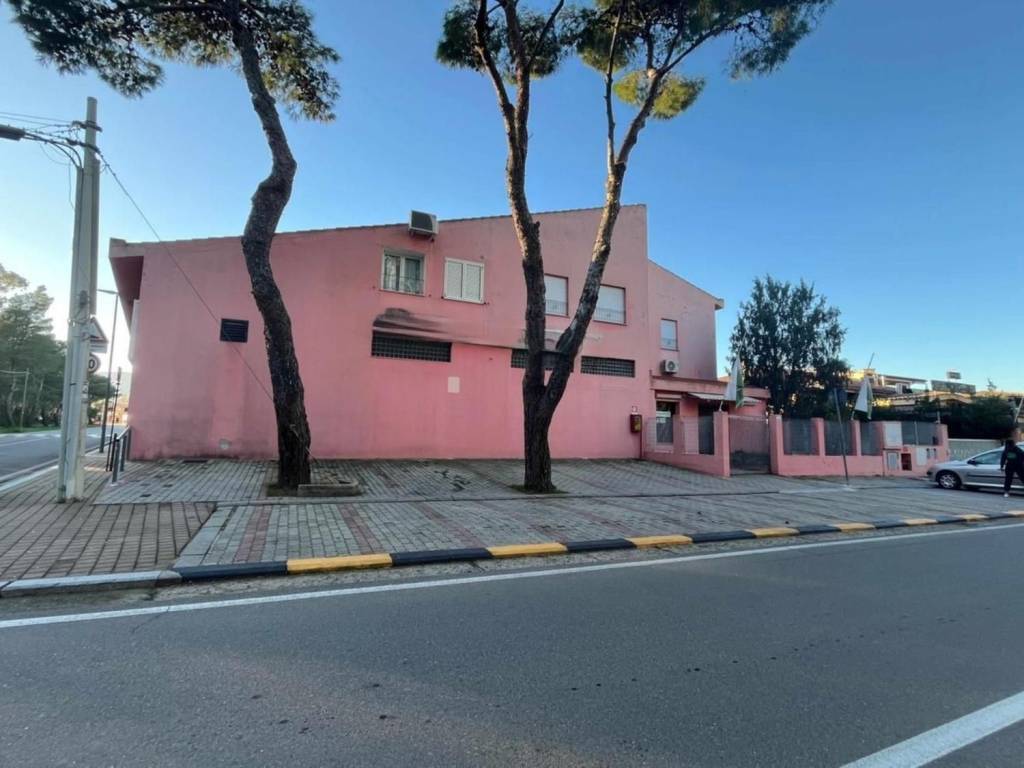 negozio in vendita a Castiadas
