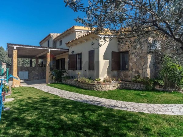 casa indipendente in vendita a Castiadas