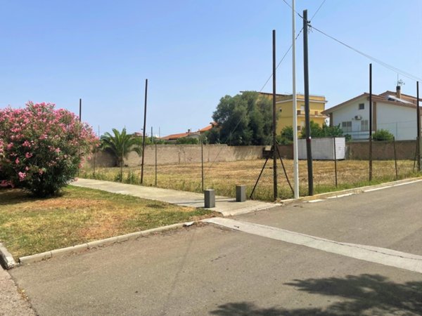 terreno edificabile in vendita a Decimoputzu