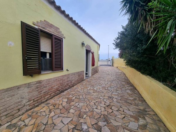 casa indipendente in vendita a Decimoputzu
