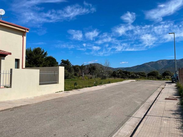 terreno edificabile in vendita a Dolianova