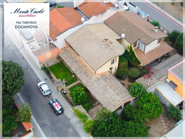 casa indipendente in vendita a Dolianova