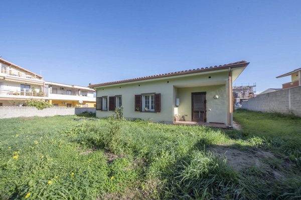 casa indipendente in vendita a Dolianova