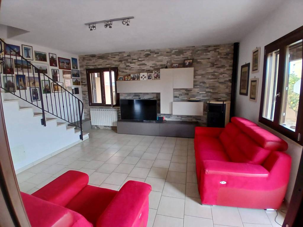 casa indipendente in vendita a Dolianova