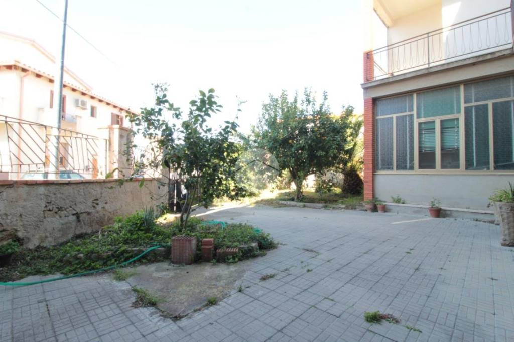 casa indipendente in vendita a Dolianova