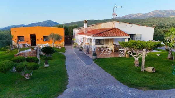 casa indipendente in vendita a Dolianova