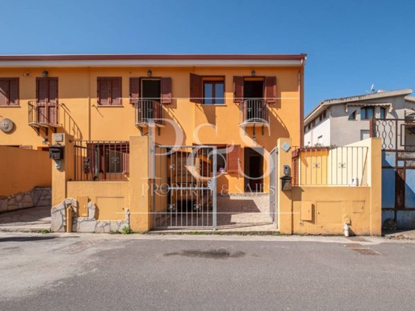 casa indipendente in vendita a Dolianova
