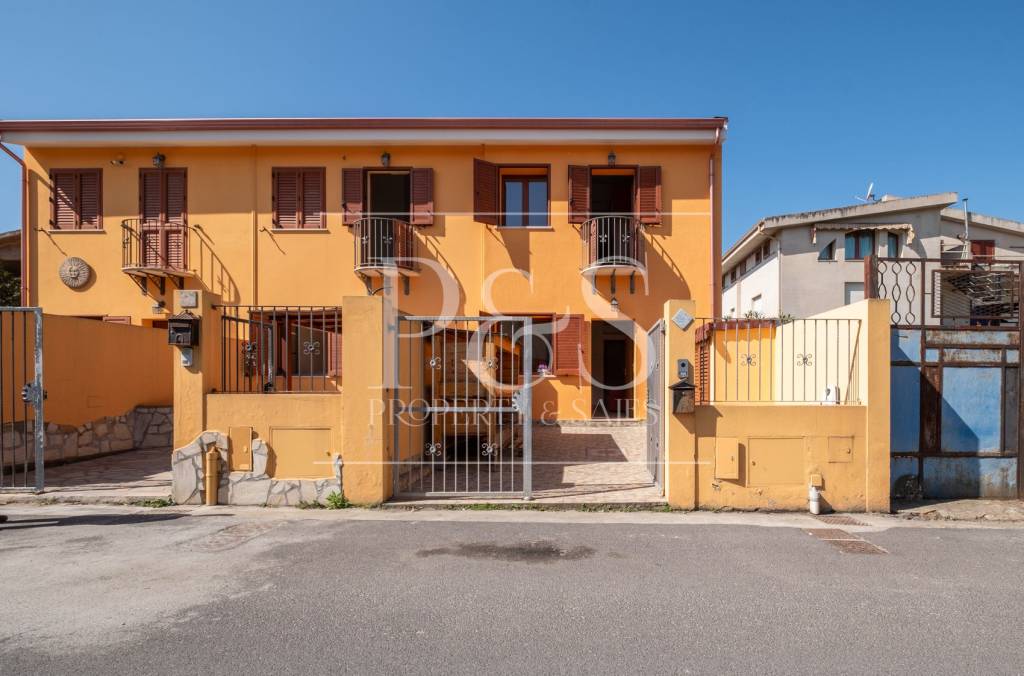 casa indipendente in vendita a Dolianova