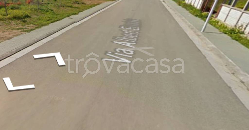 negozio in vendita a Dolianova