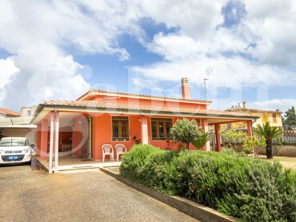 casa indipendente in vendita a Dolianova