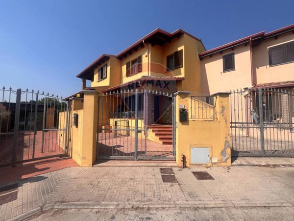 casa indipendente in vendita a Dolianova