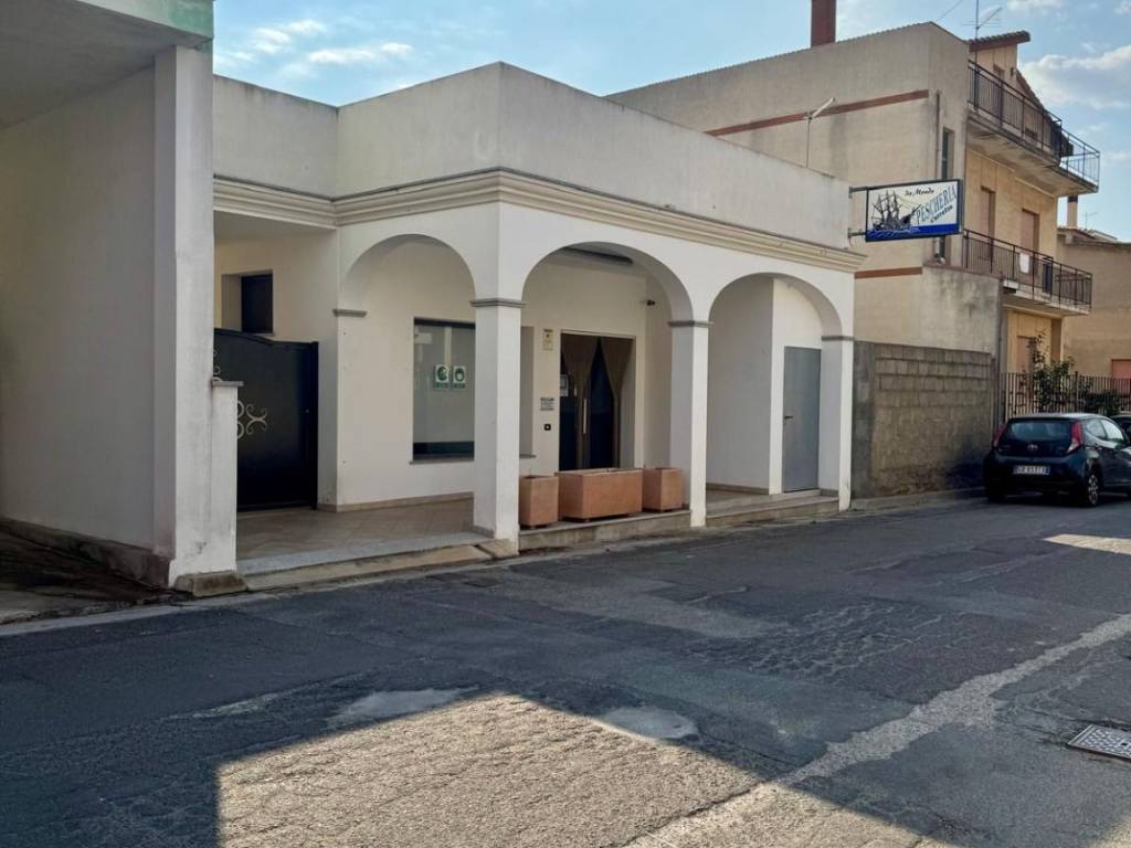 casa indipendente in vendita a Dolianova