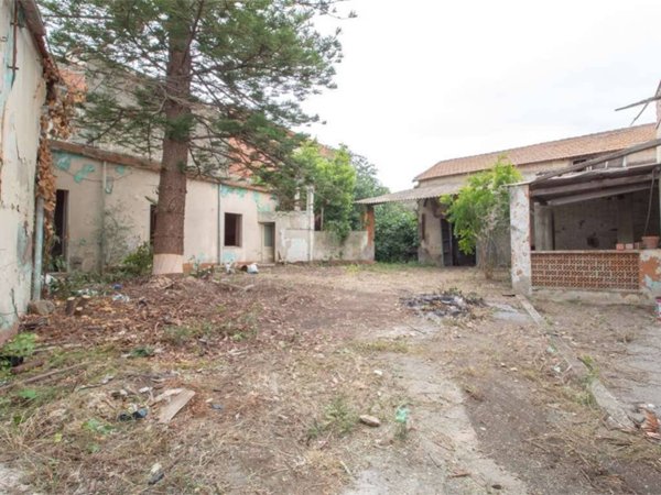 casa indipendente in vendita a Dolianova