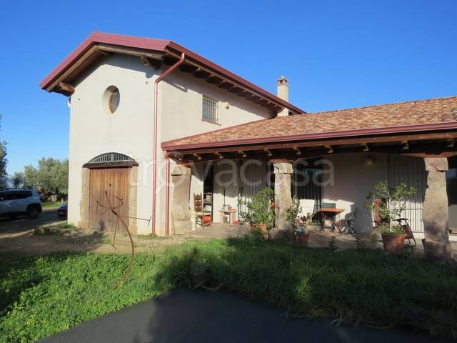 casa indipendente in vendita a Dolianova