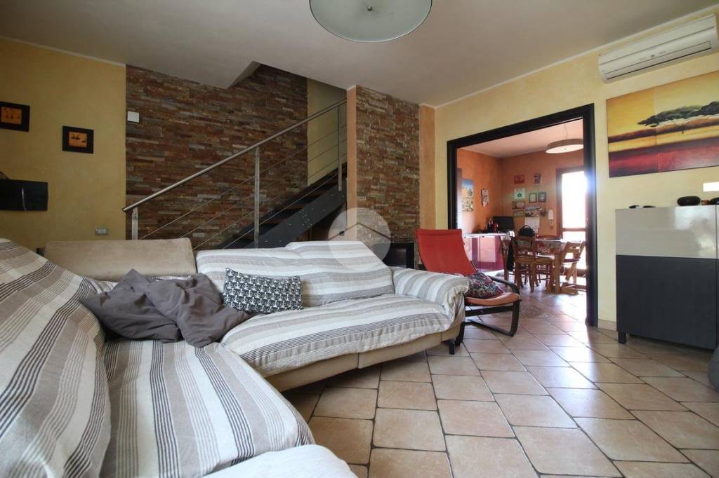 casa indipendente in vendita a Dolianova