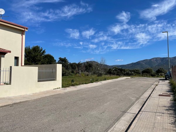 terreno edificabile in vendita a Dolianova