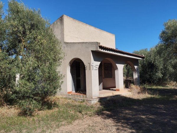 casale in vendita a Dolianova