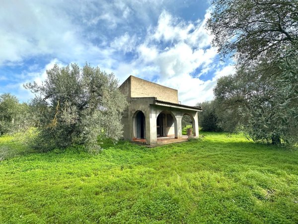 casale in vendita a Dolianova