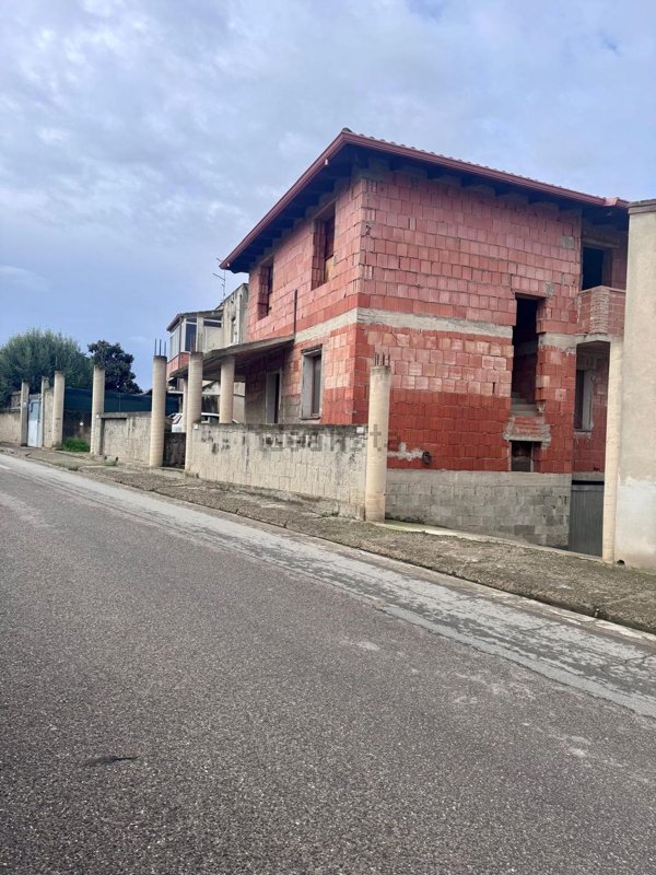 casa indipendente in vendita a Dolianova