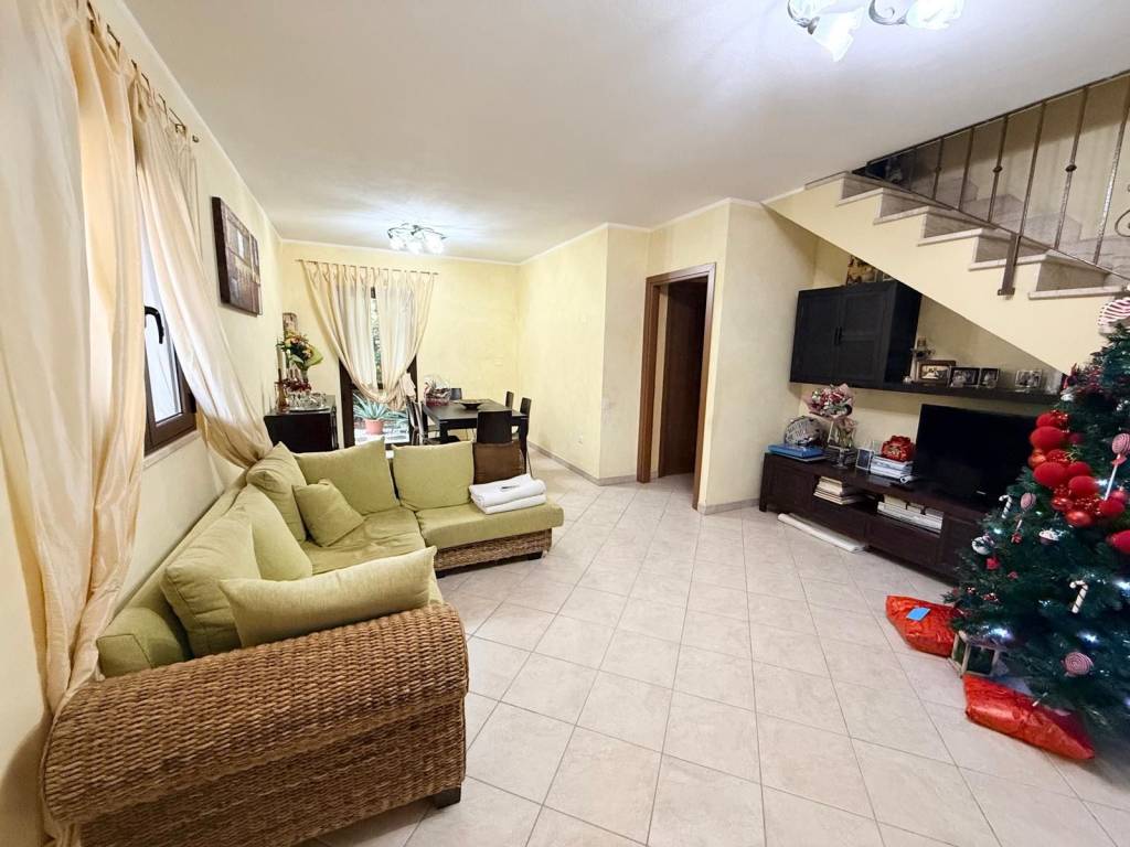 casa indipendente in vendita a Dolianova