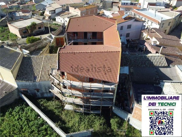 intera palazzina in vendita a Dolianova