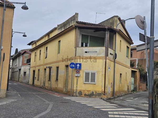 casa indipendente in vendita a Dolianova