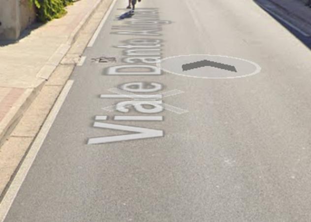 locale commerciale in vendita a Dolianova