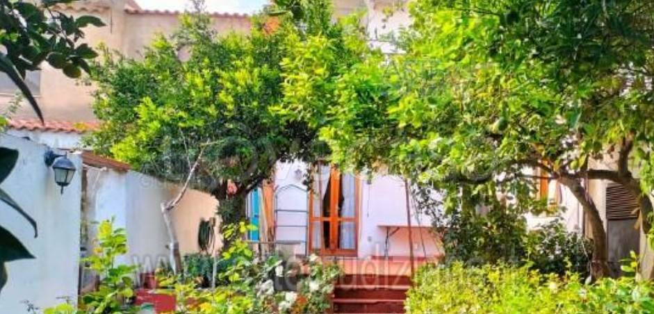 casa indipendente in vendita a Dolianova
