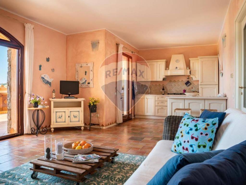 appartamento in vendita a Domus de Maria in zona Chia