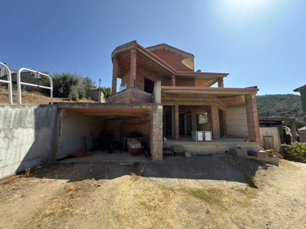 casa indipendente in vendita a Domus de Maria in zona Chia