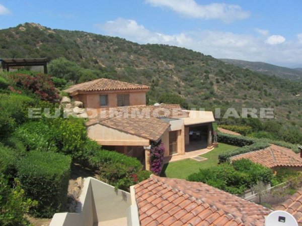 casa indipendente in vendita a Domus de Maria in zona Chia