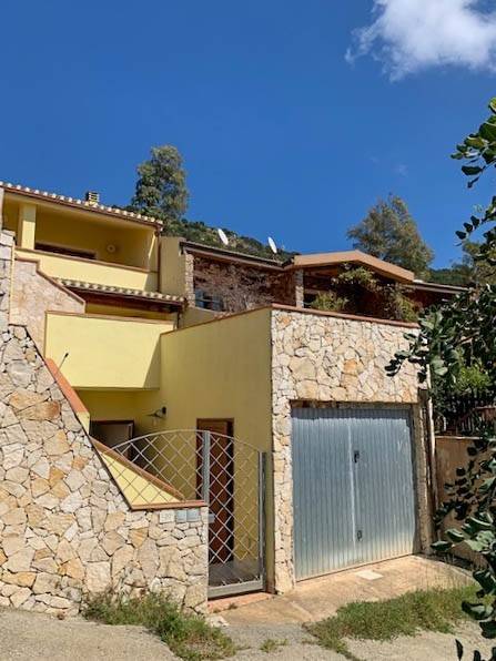 casa indipendente in vendita a Domus de Maria in zona Chia