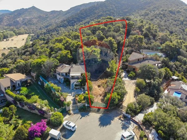 terreno edificabile in vendita a Domus de Maria in zona Chia