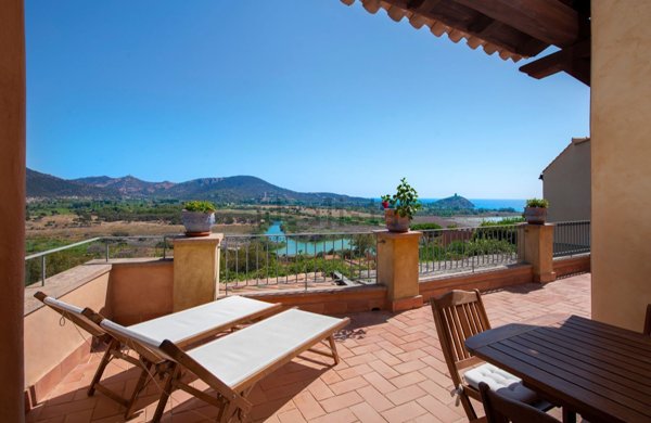 appartamento in vendita a Domus de Maria in zona Chia