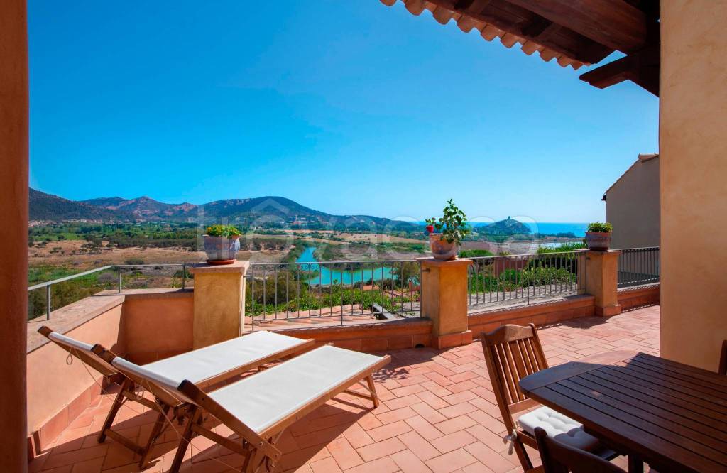 appartamento in vendita a Domus de Maria in zona Chia