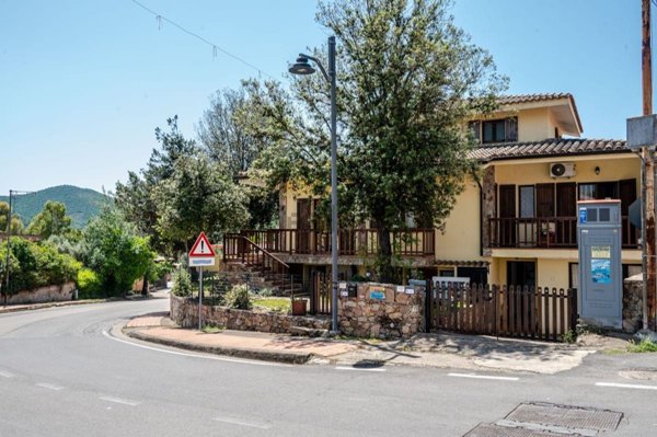 casa indipendente in vendita a Domus de Maria in zona Chia