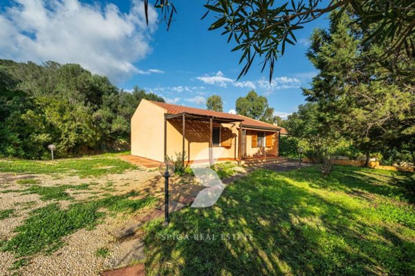 casa indipendente in vendita a Domus de Maria in zona Chia