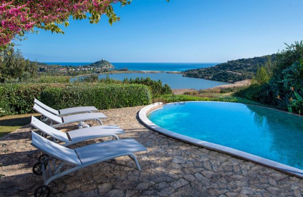 casa indipendente in vendita a Domus de Maria in zona Chia