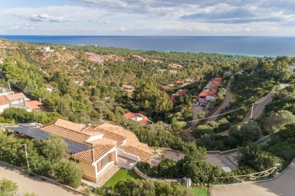 casa indipendente in vendita a Domus de Maria in zona Eden Rock