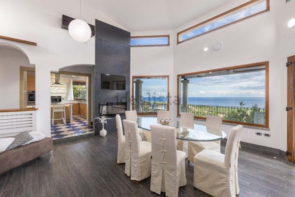 casa indipendente in vendita a Domus de Maria in zona Eden Rock