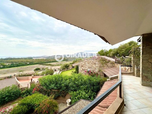 appartamento in vendita a Domus de Maria in zona Chia